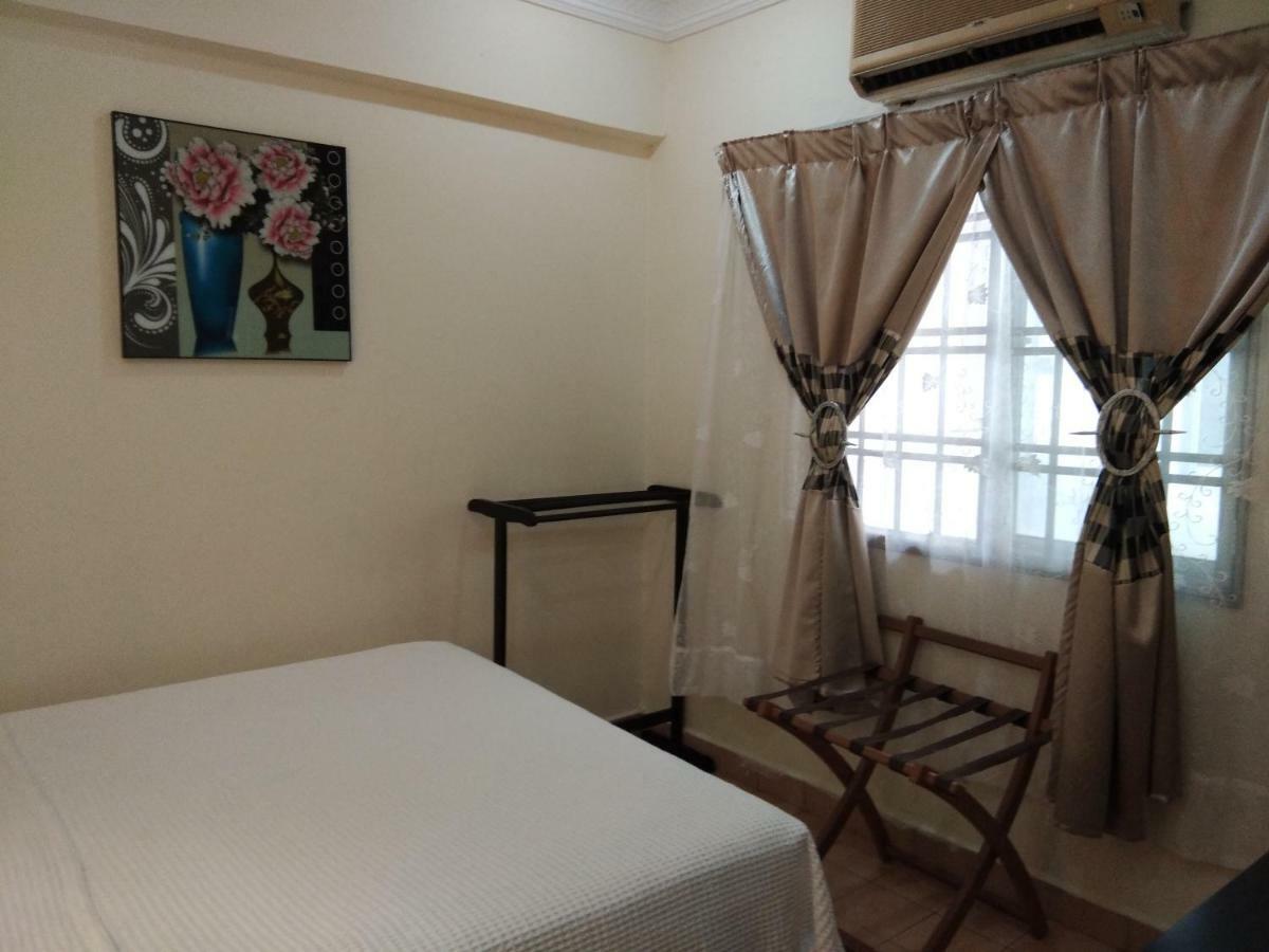 Ainis Guest House In Vista Amani Condominium Kuala Lumpur Luaran gambar