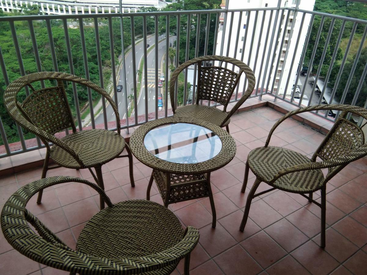 Ainis Guest House In Vista Amani Condominium Kuala Lumpur Luaran gambar