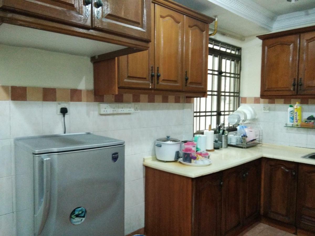 Ainis Guest House In Vista Amani Condominium Kuala Lumpur Luaran gambar