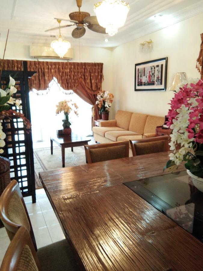 Ainis Guest House In Vista Amani Condominium Kuala Lumpur Luaran gambar