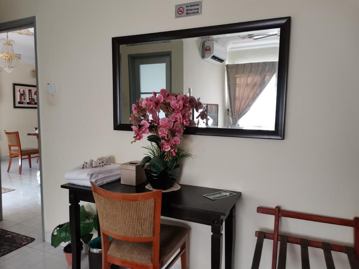 Ainis Guest House In Vista Amani Condominium Kuala Lumpur Luaran gambar