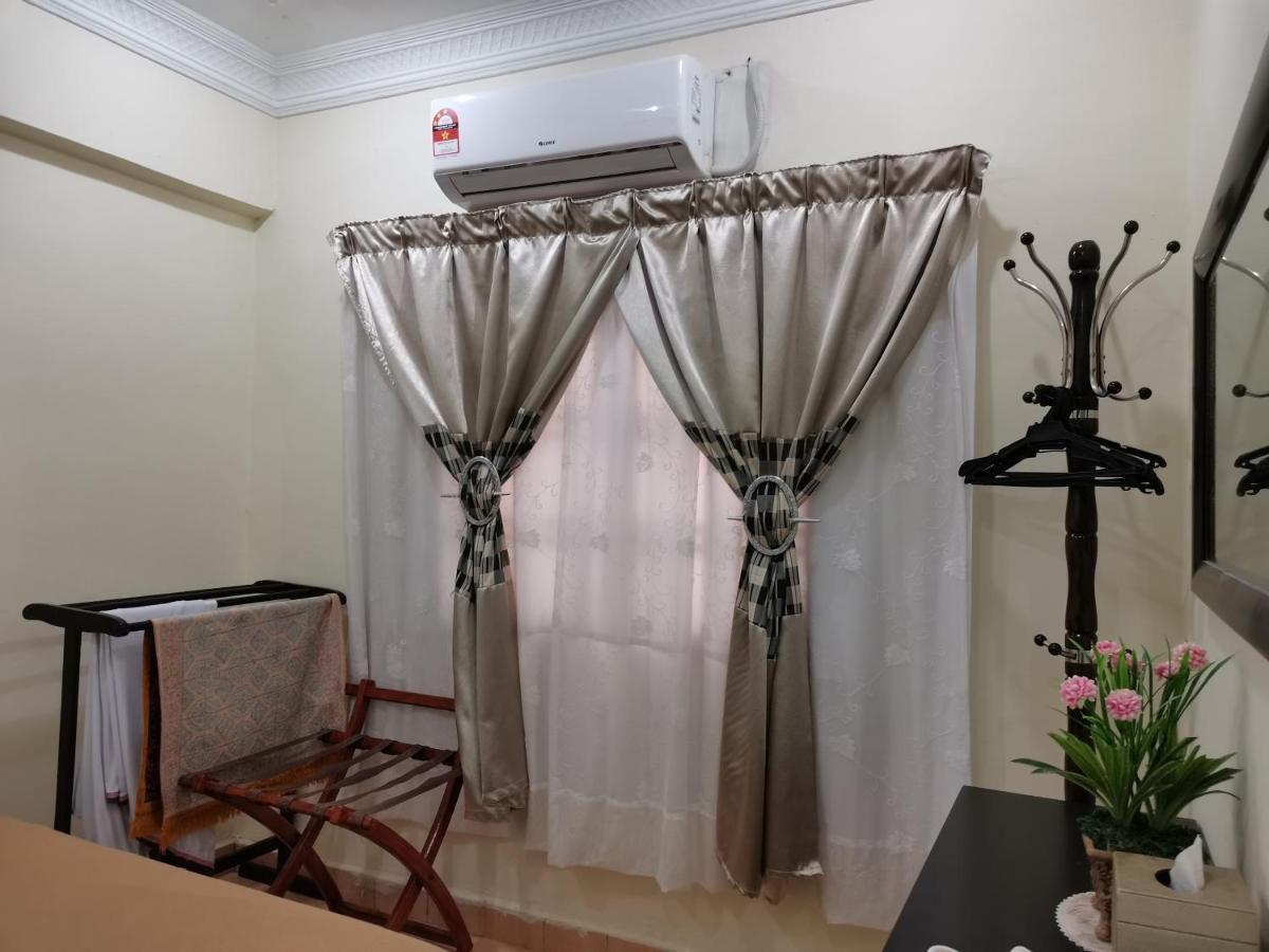 Ainis Guest House In Vista Amani Condominium Kuala Lumpur Luaran gambar