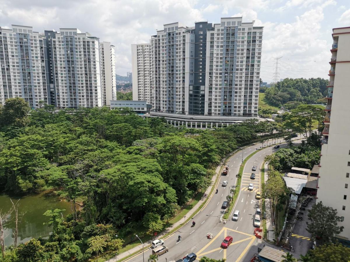 Ainis Guest House In Vista Amani Condominium Kuala Lumpur Luaran gambar
