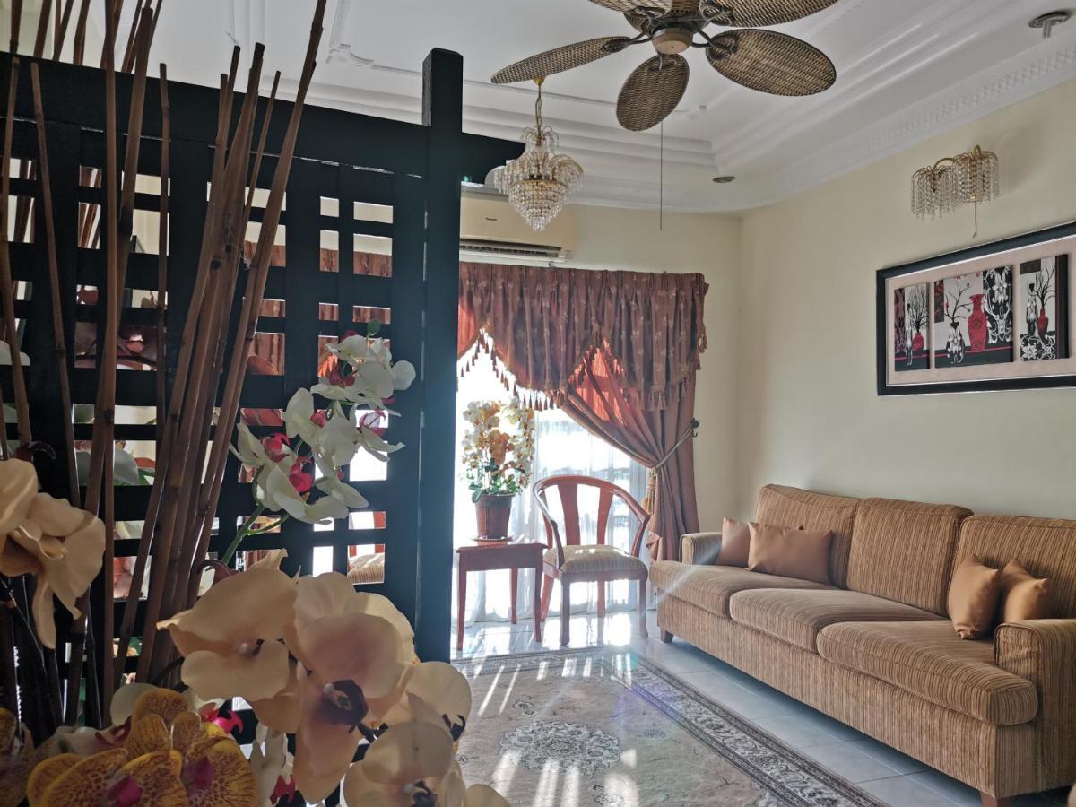 Ainis Guest House In Vista Amani Condominium Kuala Lumpur Luaran gambar