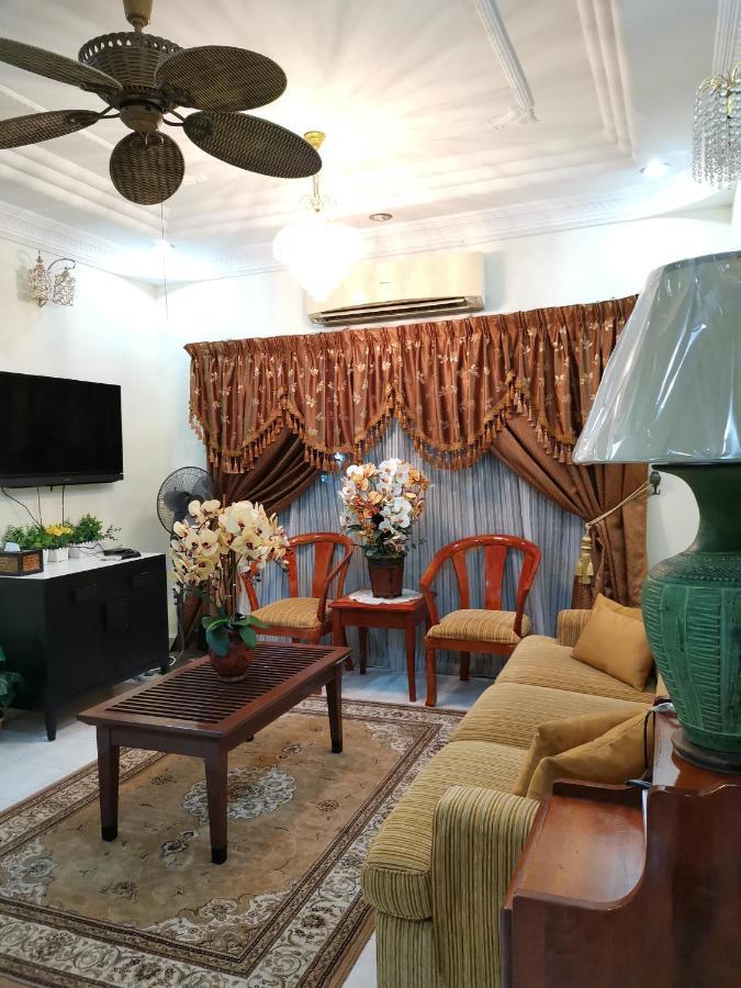 Ainis Guest House In Vista Amani Condominium Kuala Lumpur Luaran gambar